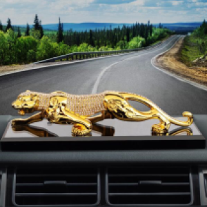 Car Perfume Diamond Leopard - ទឹកអប់ឡាន រូបខ្លារខិន